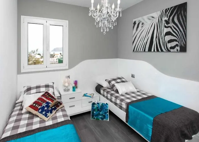Coral Bay by Vacanzy Collection